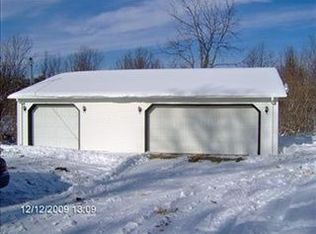 10614 Stadium Dr, Kalamazoo, MI 49009