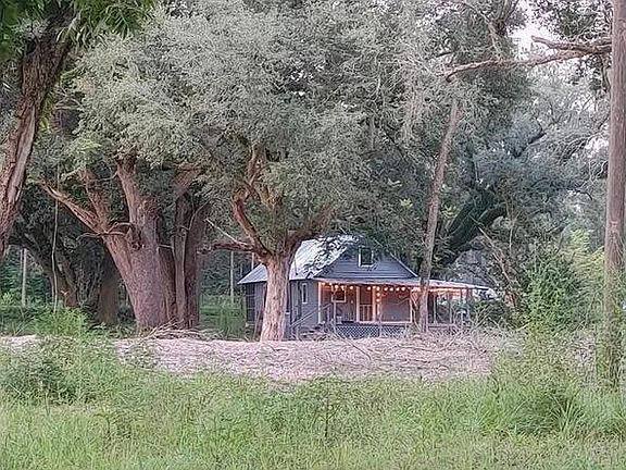 2nd image of 1085 Stage Coach Rd
