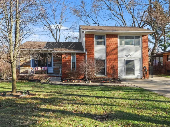 267 Willis Rd, Saline, MI 48176