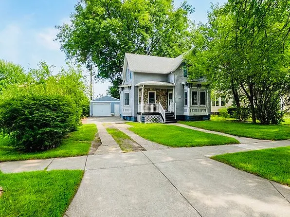 1314 Hancock St, Port Huron, MI 48060