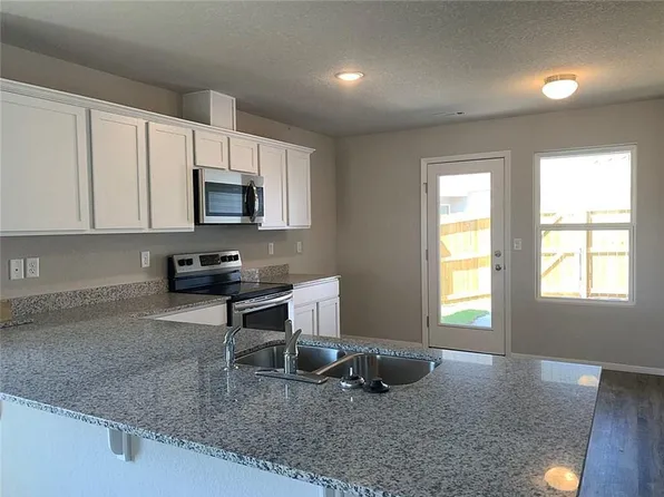 5377 Salida Ave, Springdale, AR 72764