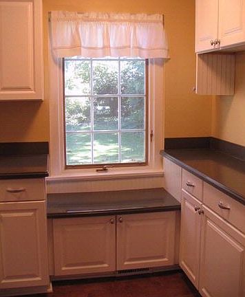 3rd image of 21750 Edgecliff Dr