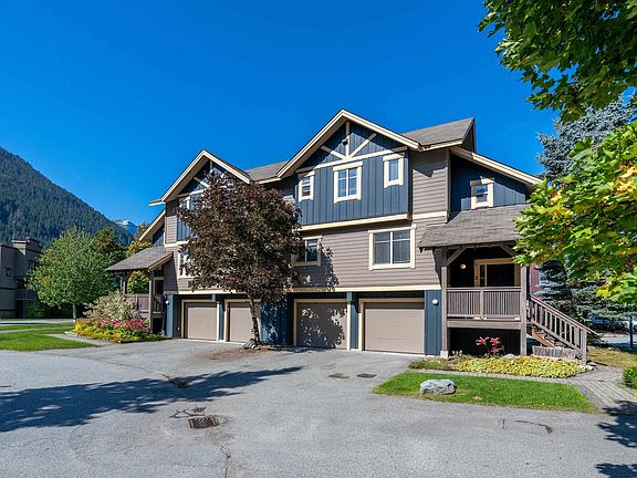 2nd image of 1449 Vine Rd #2