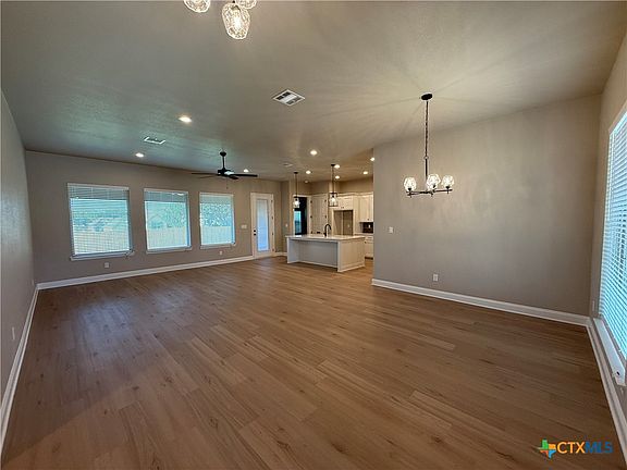 4th image of 1331 Shirley Faye Ln