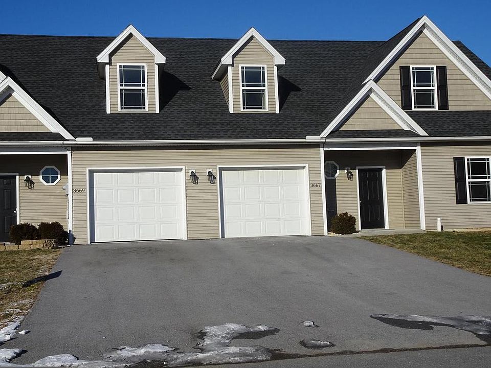 2nd image of 3705 Oakley Ln