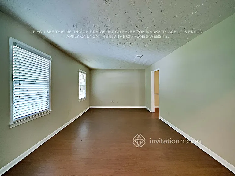 3248 Mountain Hollow Dr — Photo 4