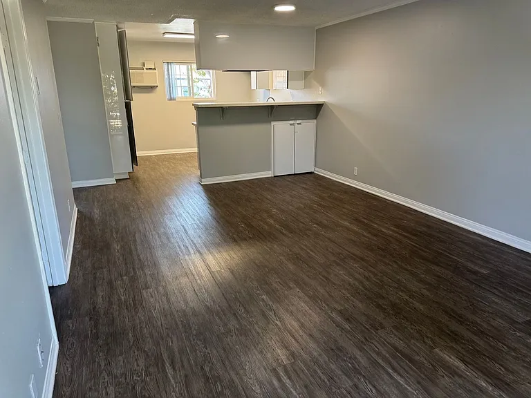 Villa Del Sol Apartments — Photo 55