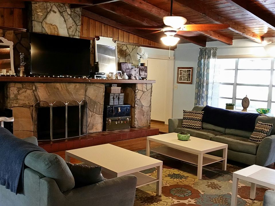 fireplace / living room