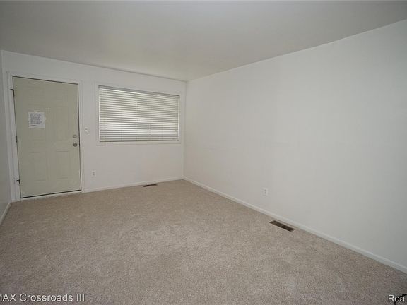 2nd image of 730 Fox Ave