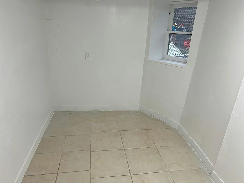 139 Prospect St #2