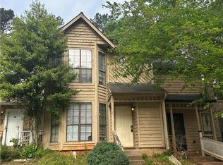 862 Heritage Oaks Dr, Stone Mountain, GA 30088
