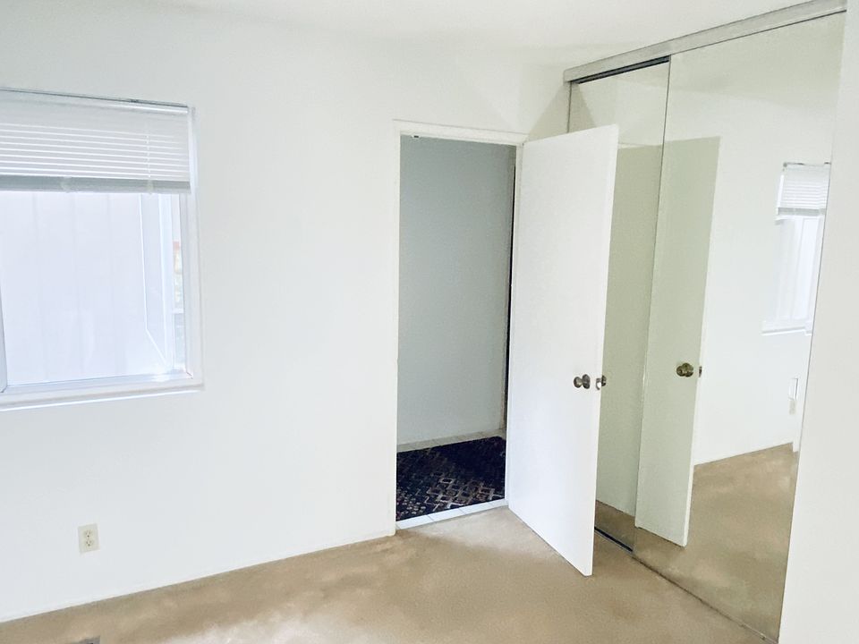 2nd image of 126 Tweed Dr