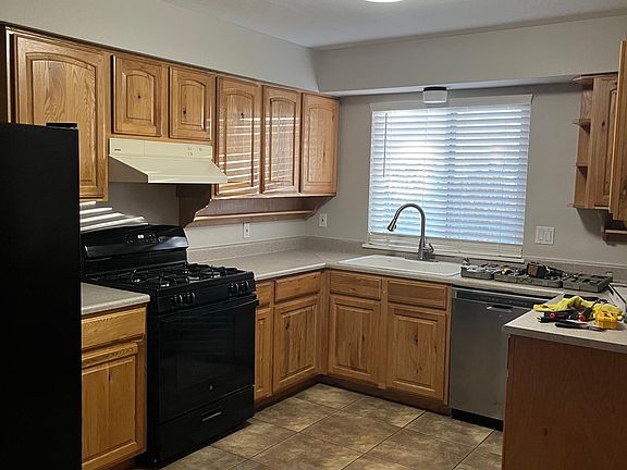 5th image of 5305 John Thomas Dr NE