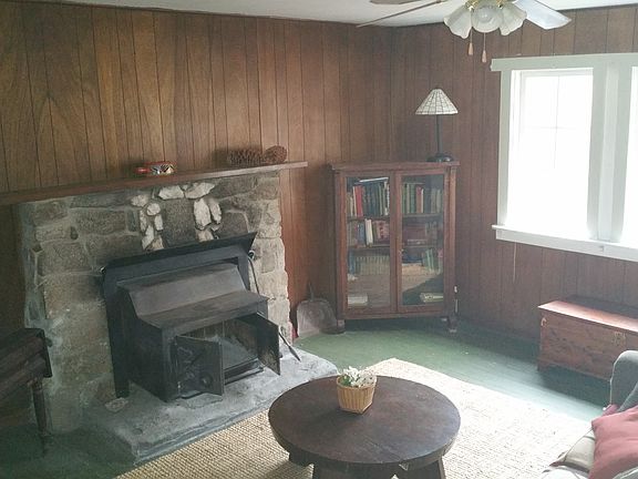 2nd image of 41736 Merriman Ln