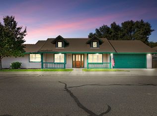 1148 Kimball St, Oakdale, CA 95361