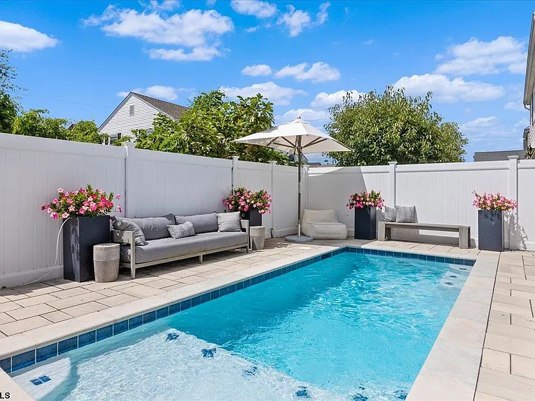 428 N Pembroke Ave #FULL SUMMER RENTAL W — Photo 42