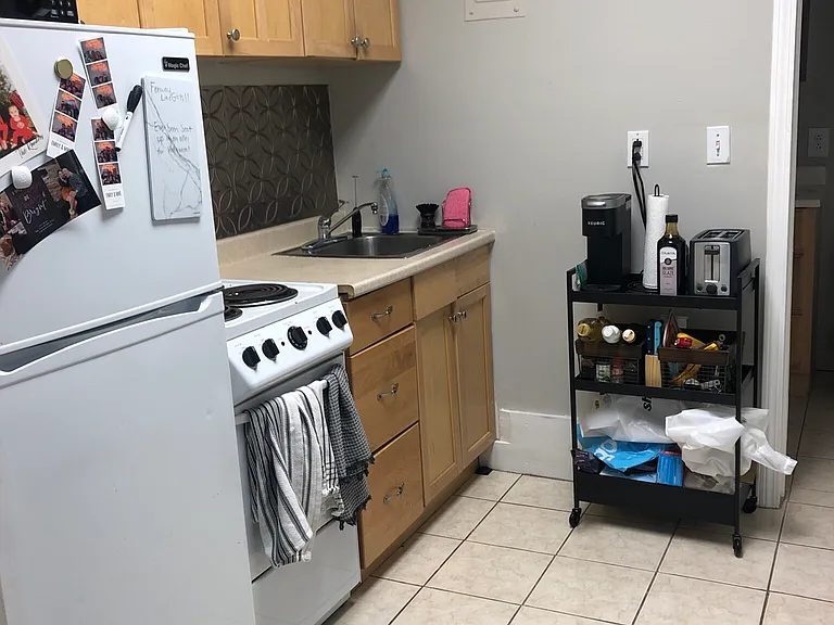 877 Beacon St #21 — Photo 3