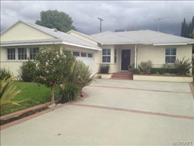 10116 Densmore Ave, North Hills, CA, 91343