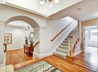 6940 Norfolk Rd, Berkeley, CA 94705