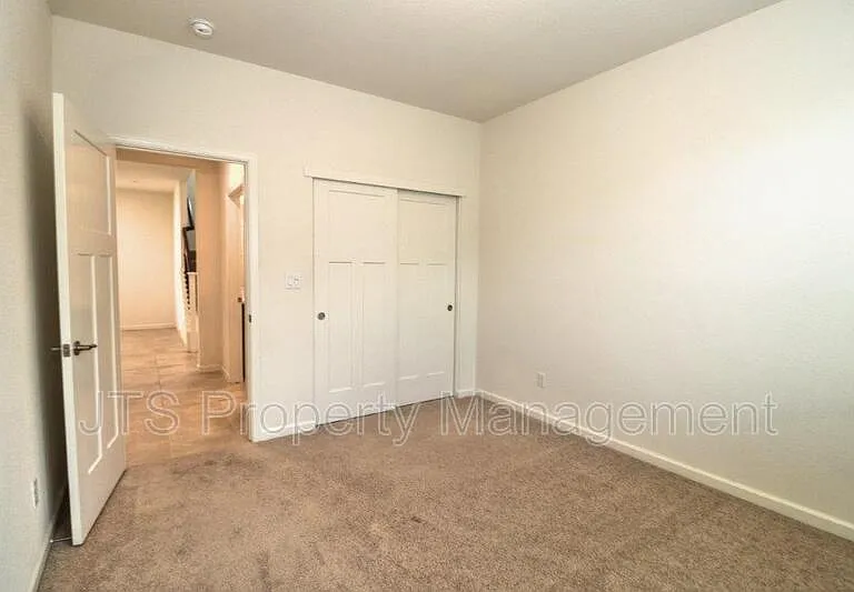 5122 Mossy Stone Way — Photo 32