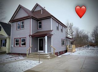 1294 Penora St, Lancaster, NY 14043