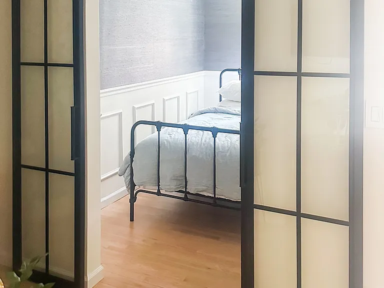 25 Minetta Ln #2H — Photo 5