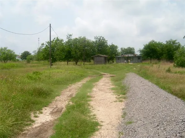 13639 Fm 1854, Dale, TX 78616
