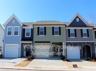 23 N Grey Abbey Dr, Clayton, NC 27527