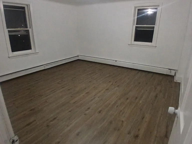 303 E Grove St #2 — Photo 11