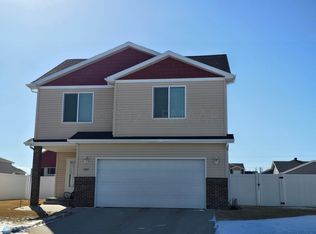 1223 30th Ave W, West Fargo, ND 58078