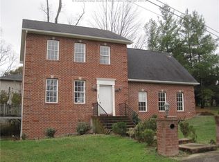51 Woodbridge Dr, Charleston, WV 25311