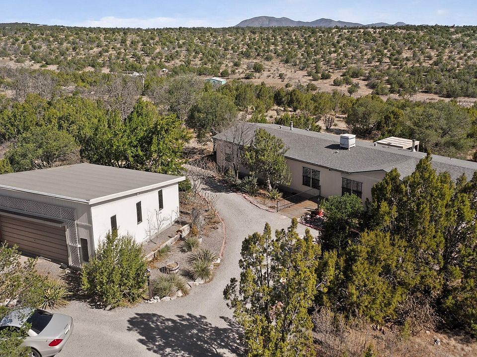 1st image of 229 Skyline Dr