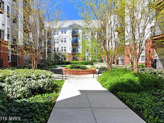 2nd image of 2665 Prosperity Ave APT 249