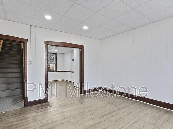 5th image of 218 N College St