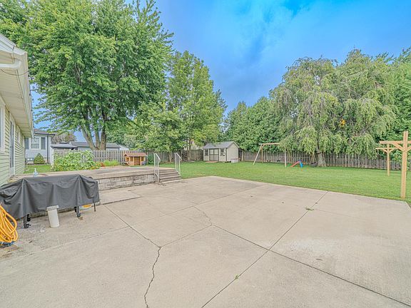 5th image of 1514 W Cole Rd