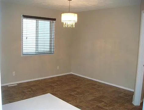 10222A 106th Ave — Photo 16