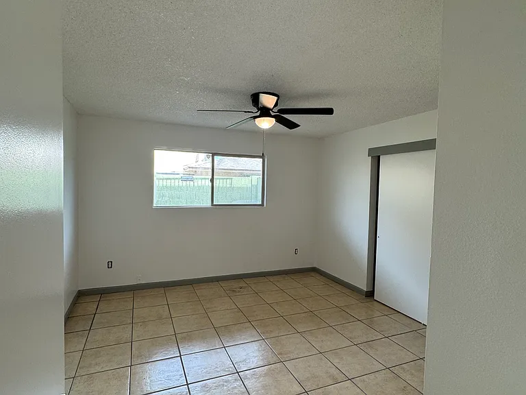 8130 N 33rd Dr #2 — Photo 8