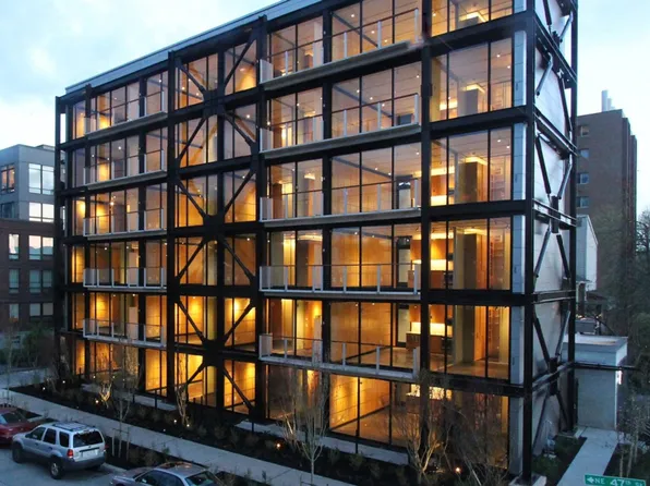 LOHAS, 4558 7th Ave NE #102, Seattle, WA 98105