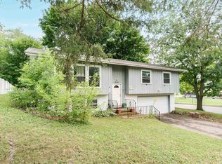 4541 Jenewein Rd, Fitchburg, WI 53711
