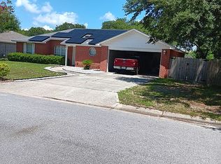 1068 Oak View Dr, Pensacola, FL 32506