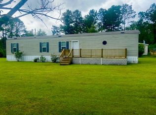 1402 Hudson Rd, Summerton, SC 29148