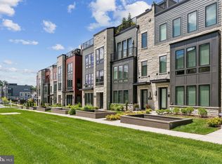 6924 Viceroy Aly, Bethesda, MD 20817