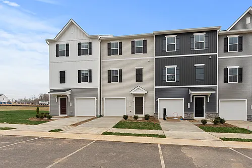 2548 Cougar Ln Photo 1
