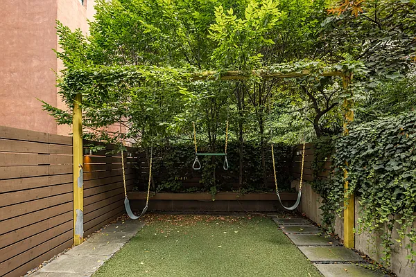 Rented by Rove Travel LLC | media 38