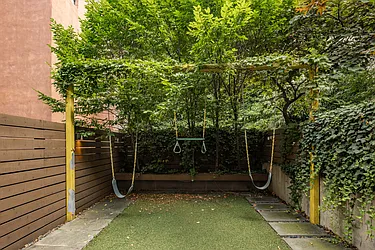 Rented by Rove Travel LLC