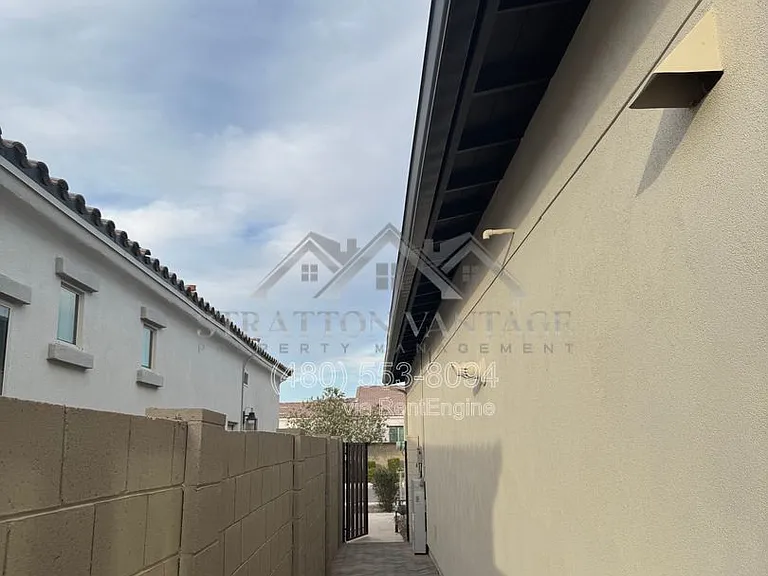 6132 S Veneto — Photo 110