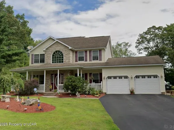 105 Woodcrest Blvd, Hazle Township, PA 18202