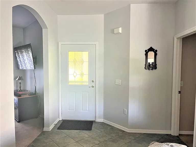 289 Falling Water Dr — Photo 7