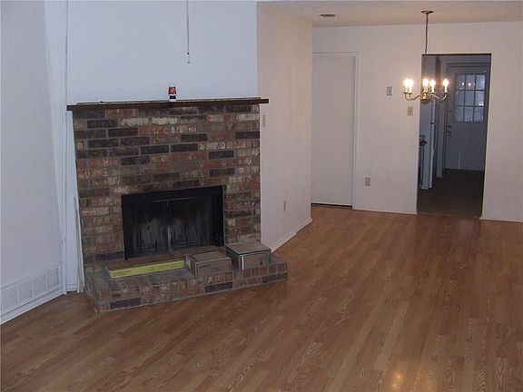 2nd image of 4917 Geddes Ave