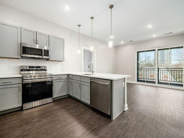 1st image of 497 E Town St #424